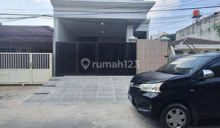 Rumah 2 lantai,bangunan baru,siap huni,lokasi strategis di komplek elit pulomas,pulomas,pulo gadung,jakarta timur  1