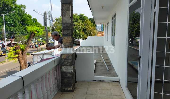 2-Storey Shop House Ready to Occupy, Flood-Free Location in a Busy and Strategic Area on M Hasibuan Street, Margahayu, East Bekasi 2