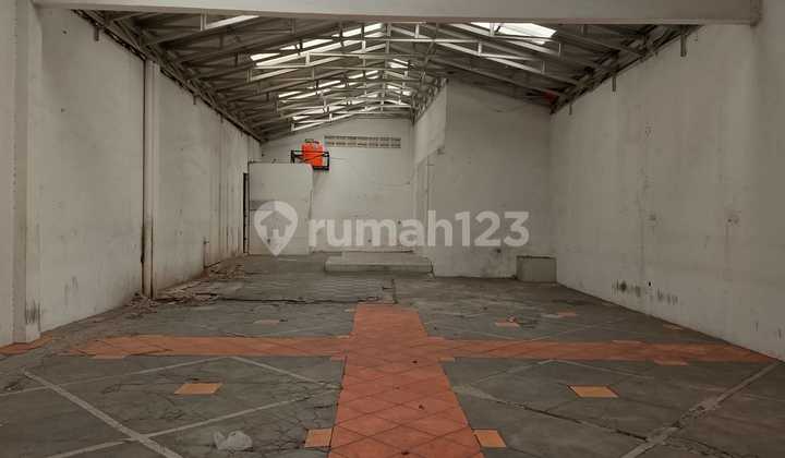 Cheapest Ready-to-Use Warehouse/Shop House, Flood-Free, Suitable for Showroom, Warehouse, Business in Pondok Bambu, Duren Sawit, East Jakarta Cheapest Ready-to-Use Warehouse/Shop House, Flood-Free, Suitable for Showroom, Warehouse, Business in Pondok Bambu, Duren Sawit, East Jakarta
