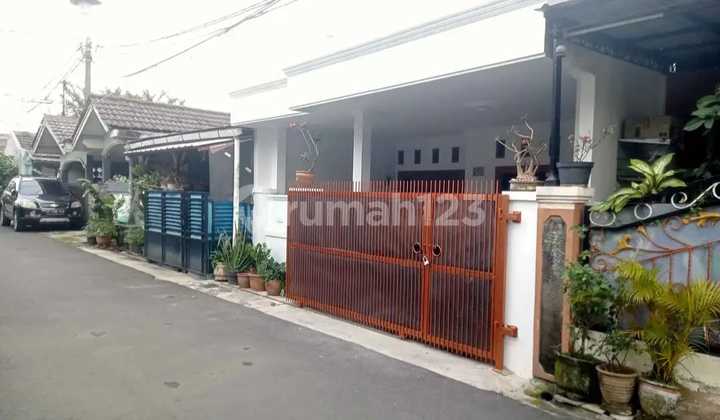 Renovated Cheapest House, Move-in Ready, Flood-Free in Wisma Asri 1, Teluk Pucung, Near Summarecon Bekasi, North Bekasi. Renovated Cheapest House, Move-in Ready, Flood-Free in Wisma Asri 1, Teluk Pucung, Near Summarecon Bekasi, North Bekasi.