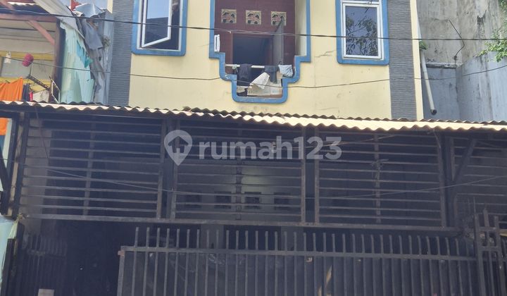 Rumah Kost 3 Lantai 10 Kamar Tidur dan 3 Kamar Mandi,Siap Huni,Bebas Banjir di Mangga Besar,Tamansari,Jakarta Barat