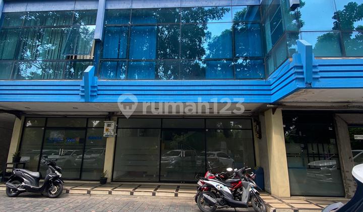 For Sale Exclusive 3-Story Shop House in Raden Inten Kalimalang 1