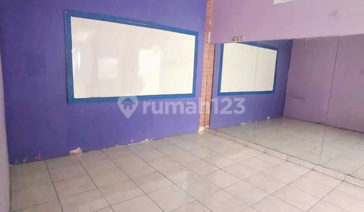 Disewakan Ruko 3 Lantai Di Buaran Klender Jakarta 2