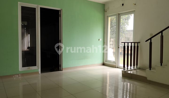 Disewakan Rumah Hook di Cluster Vernonia Summarecon Bekasi 2