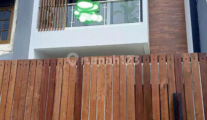 For Sale 2-Story House in Kav Pondok Kelapa, Duren Sawit, Jakarta