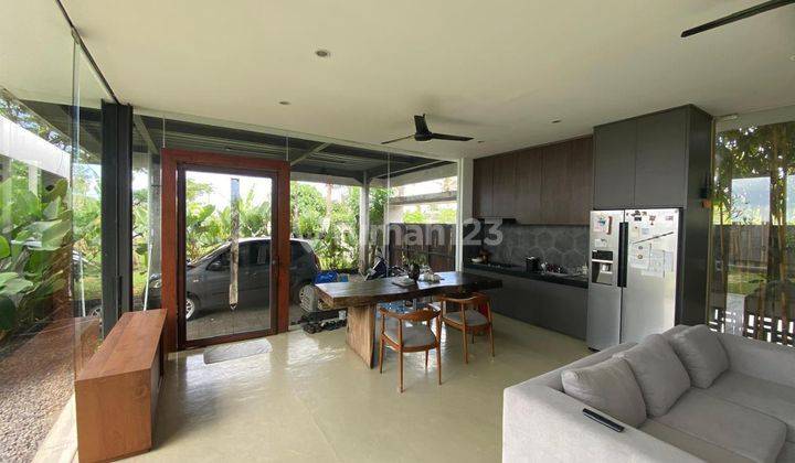 Dijual Cepat Villa Semi Furnished Di Pantai Saba Gianyar Bali 1