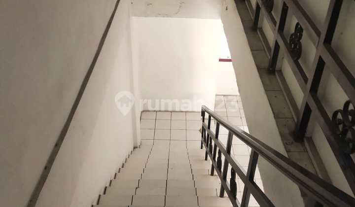 For Rent 3.5-Story Shop House on Klender Main Road Side 2