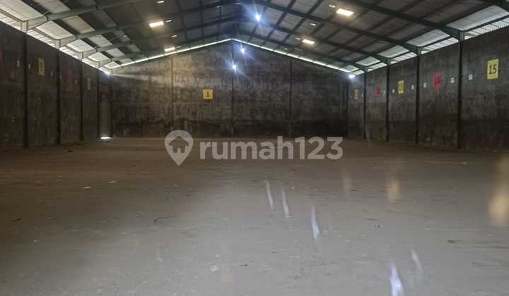Warehouse for Rent Ready to Use in Cakung, East Jakarta Warehouse for Rent Ready to Use in Cakung, East Jakarta