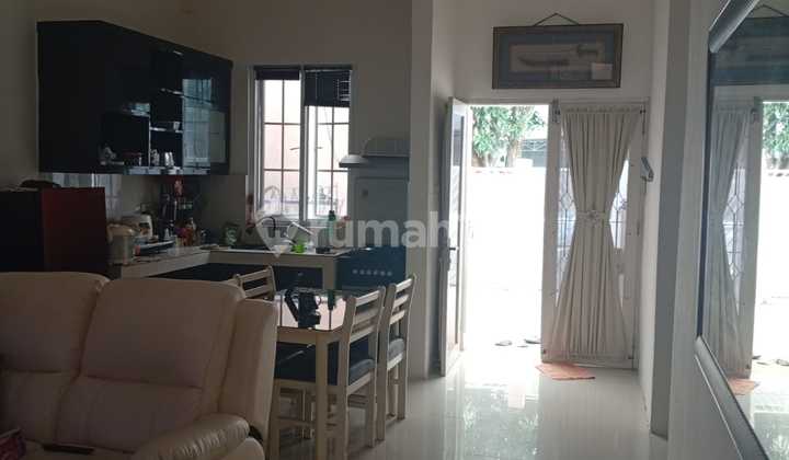 Beautiful Two-Story House for Sale in Bumi Anggrek, Bekasi Beautiful Two-Story House for Sale in Bumi Anggrek, Bekasi