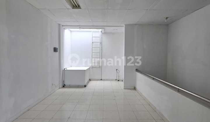For Rent: Galeri Niaga Mediterania 2 Shop in Pantai Indah Kapuk 2