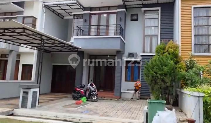 Rented Ready-to-Occupy House in Heliconia Cluster Harapan Indah Bekasi