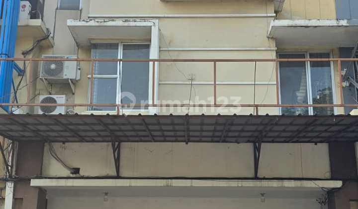 Rented Shophouse Cemara Harapan Indah Bekasi Rented Shophouse Cemara Harapan Indah Bekasi