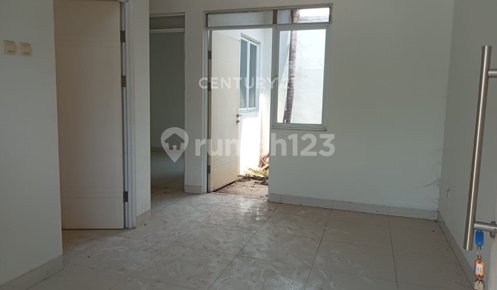 Disewakan Rumah Siap Huni 2 Lantai Di Serpong Natura City MK16195 1