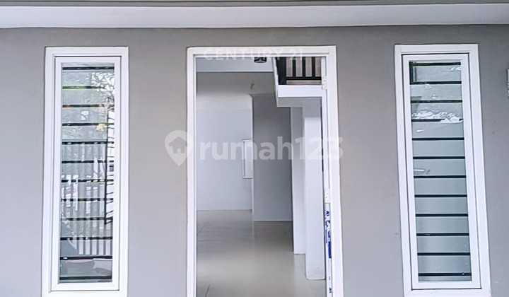 For Quick Sale: Ready-to-Occupy House in Bukit Nusa Indah, Ciputat MK16167 2