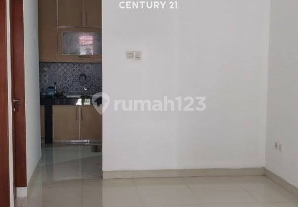 Ready-to-Occupy House in South Jakarta Gb 17877 2