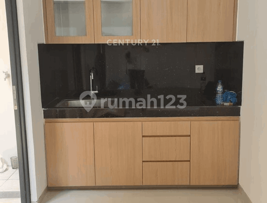 Sell Fast 2-Story House Near Upj Gb 14036 2