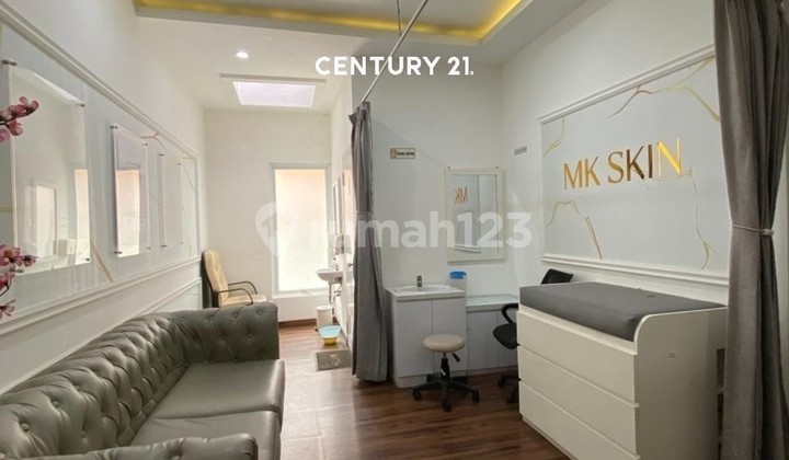 Ready-to-Use Adjacent Shophouse in Graha Raya Gb 17900 2
