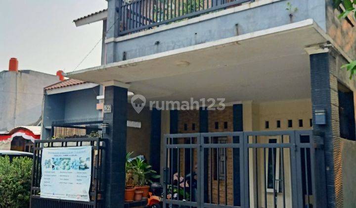 Rumah 3lantai dkt stasiun depok , strategis dan bebas banjir 2