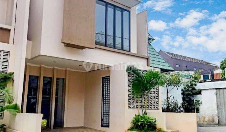 Rumah Mewah Modern Klasik Ready Di Cipayung,jaktim Murah 1