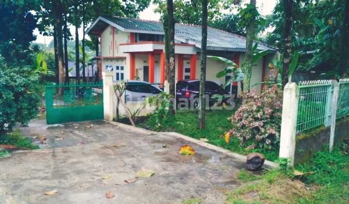 Rumah Minimalis Dgn Tanah Luas dan Asri di Sukahati Cibinong,Bgr