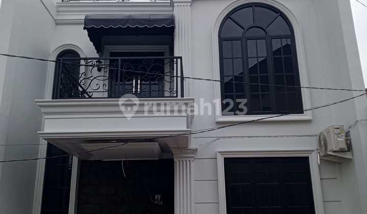 Rumah Baru American Clasik 2.5lt Di Cimanggis,depok Bebas Banjir