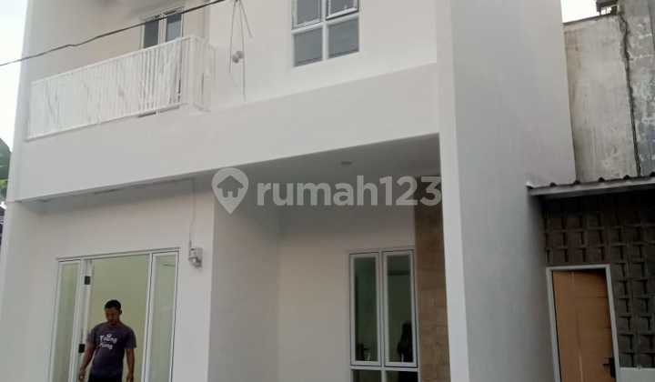 Rumah Baru Minimalis 2lt Di Kalisari,cijantung Bebas Banjir 2