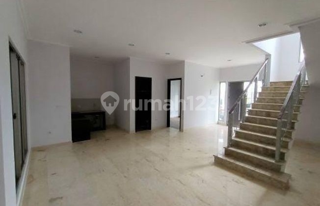 For Rent Golf Island Pik House Size 8X15 M² in North Jakarta