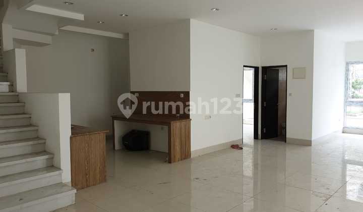 Dijual Rumah PIK Layar Permai , Bangunan Kontraktor LT 167m2 , 3 lantai Minimalis At Jakarta Utara Dijual Rumah PIK Layar Permai , Bangunan Kontraktor LT 167m2 , 3 lantai Minimalis At Jakarta Utara