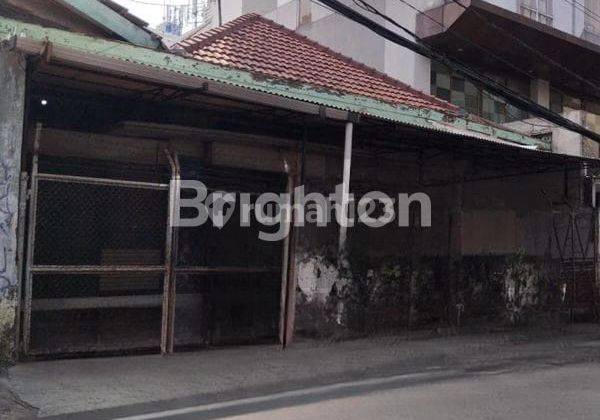 RUMAH LAMA LOKASI PREMIUM DI JAKARTA PUSAT 1