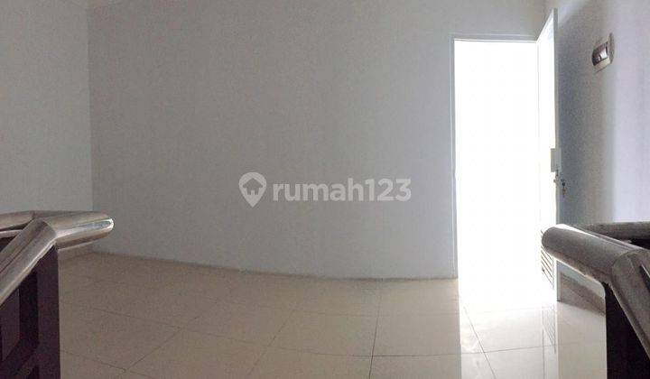 Di Jual Ruko 3Lantai Di Holis Regency 2