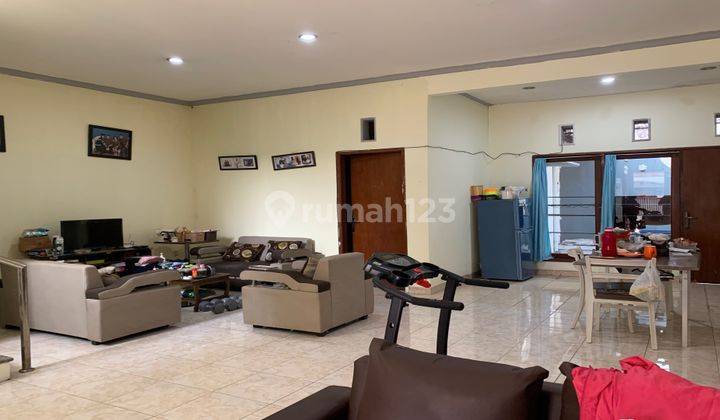 Rumah 2 Lantai Dekat Area Perkantoran 1