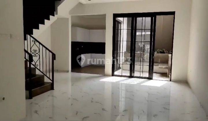 Di Jual Rumah Baru Di Sayap Turannga Dekat Mall Tsm 2