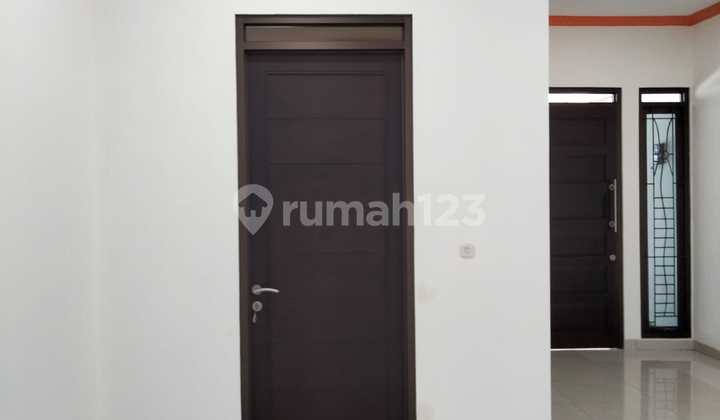 For Rent Minimalist House Front Row Asih Cluster 2