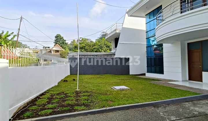 Sewa Rumah Tinggal Cantik Terawat Bersih