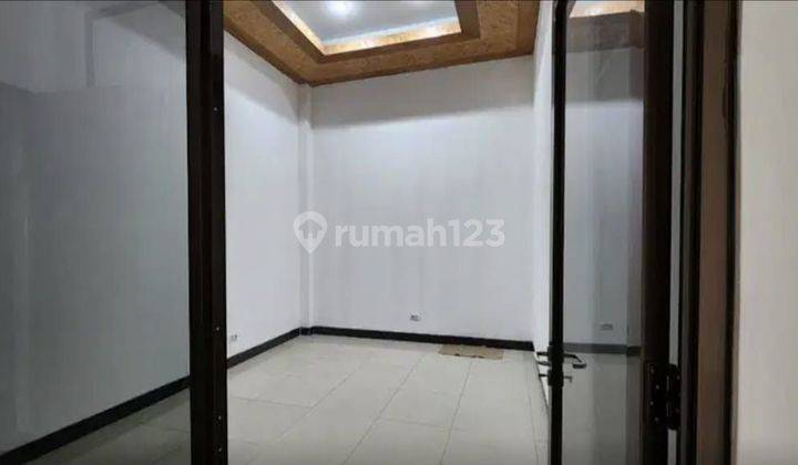 Di Sewakan Ruko 3 Lantai Cocok Untuk Kantor, Finance, Ruang Usaha 2