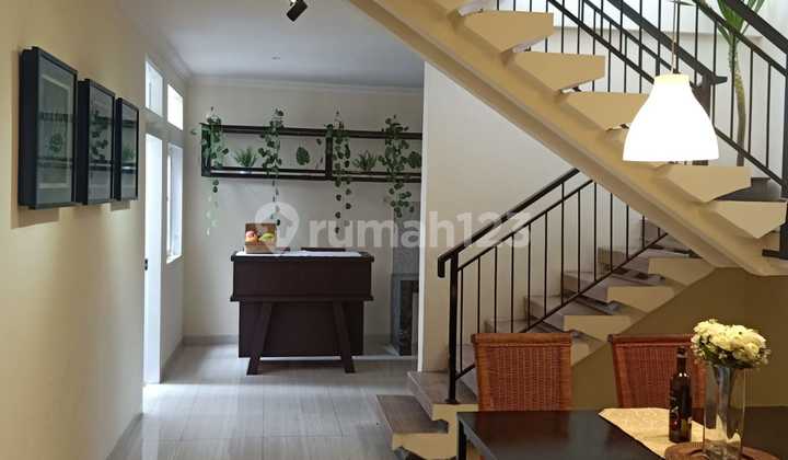 Rumah Cantik Di Pusat Kota Sayap Burangrang 2
