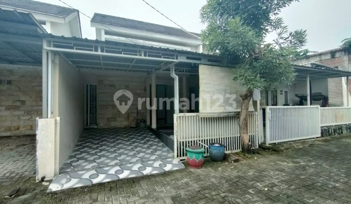 Denaila Residence House Near Tandes, Benowo