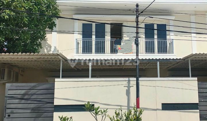 Rumah Mewah Jl. Rinjani dekat Arjuno, Tidar, Tunjungan