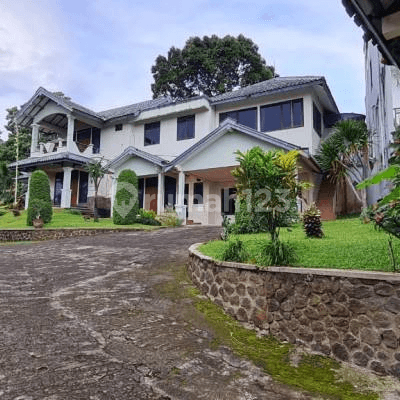 Villa Asri Dan Luas di Trawas Mojosari 1