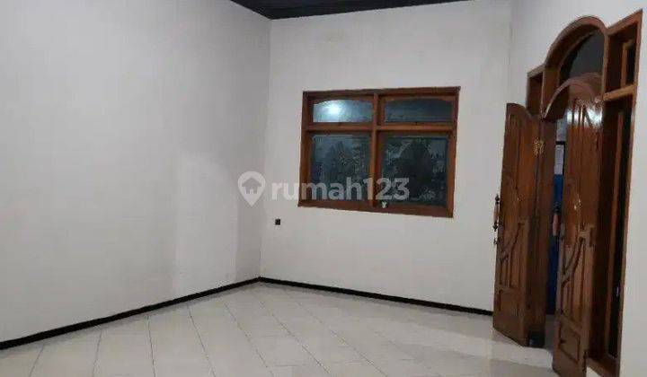 Rumah Manukan Sari Dekat Manukan Tama, Manukan Kulon, Tandes, Banyu Urip 2