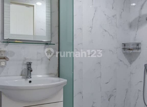 Orchard Pakuwon Mall Apartment Surabaya near Wiyung, Darmo, HR Muhammad 2