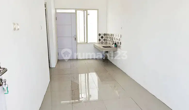 Rumah Baru Raya Rungkut Modern dekat UPN, Gunung Anyar, MERR, Siwalankerto, SIER