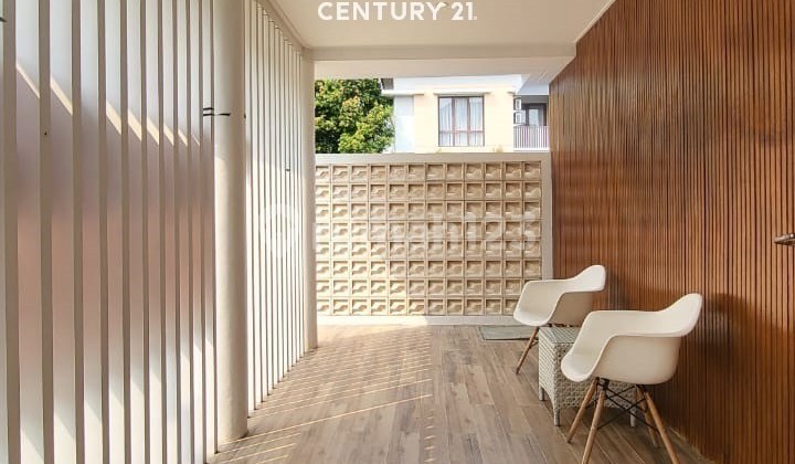 For Sale Strategic Ready-to-Occupy House in Bintaro Sector 9 with POOL 2