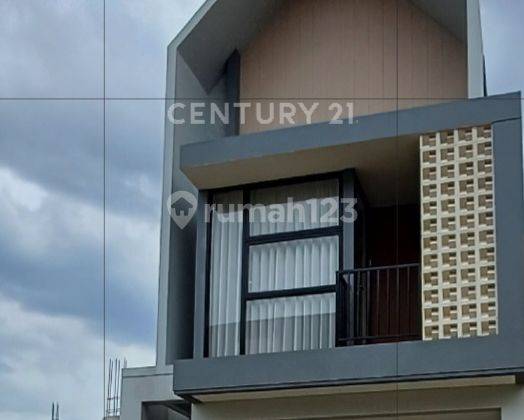 Rumah Bagus Strategis Harga Menarik Di Pesanggrahan  Jaksel 1