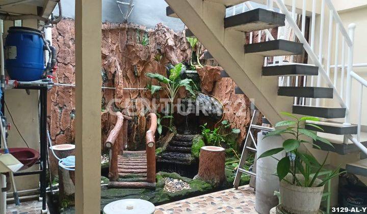 Dijual Rumah Strategis Plus Kosan Di Bintaro Jaya Sektor 3 2