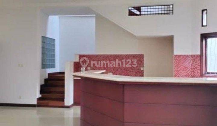  Rumah Bagus Semi Furnished di cipaku, Cipaku 2