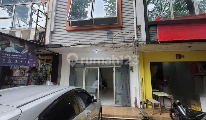 Ruko 2 Lantai pinggir jalan di Ruko Mutiara Karawaci Tangerang