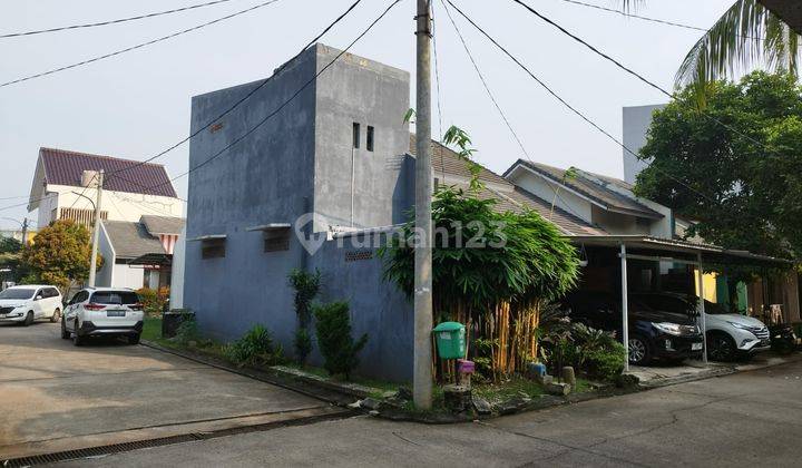 Rumah Serpong Garden Greenpark Open Space Semi Furnished SHM  2