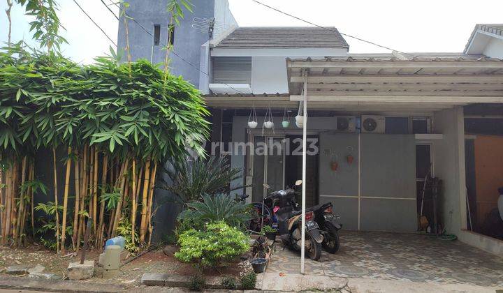 Rumah Serpong Garden Greenpark Open Space Semi Furnished SHM  1