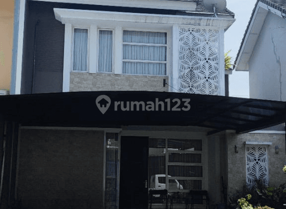 Rumah Rapi Siap Huni 2 Lantai SHM Semi Furnished Di Castilla Bsd City 2